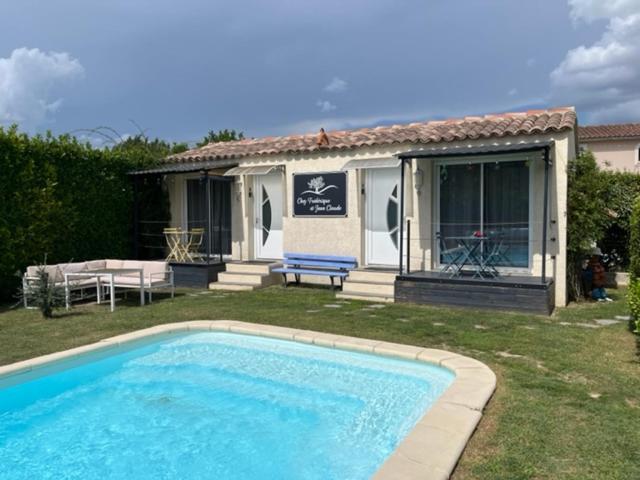 Chez Frederique Et Jean-Claude Otel Les Taillades Dış mekan fotoğraf