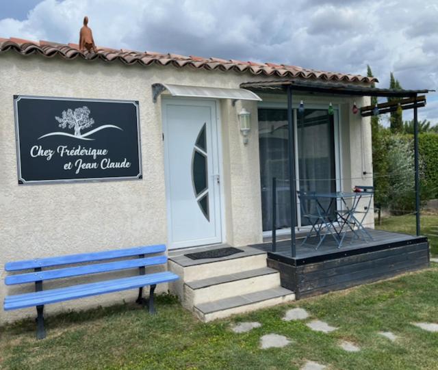 Chez Frederique Et Jean-Claude Otel Les Taillades Dış mekan fotoğraf